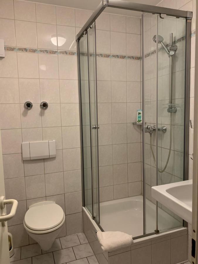 Hotel Bb Haus Neugebauer Garni à Geisenheim Extérieur photo