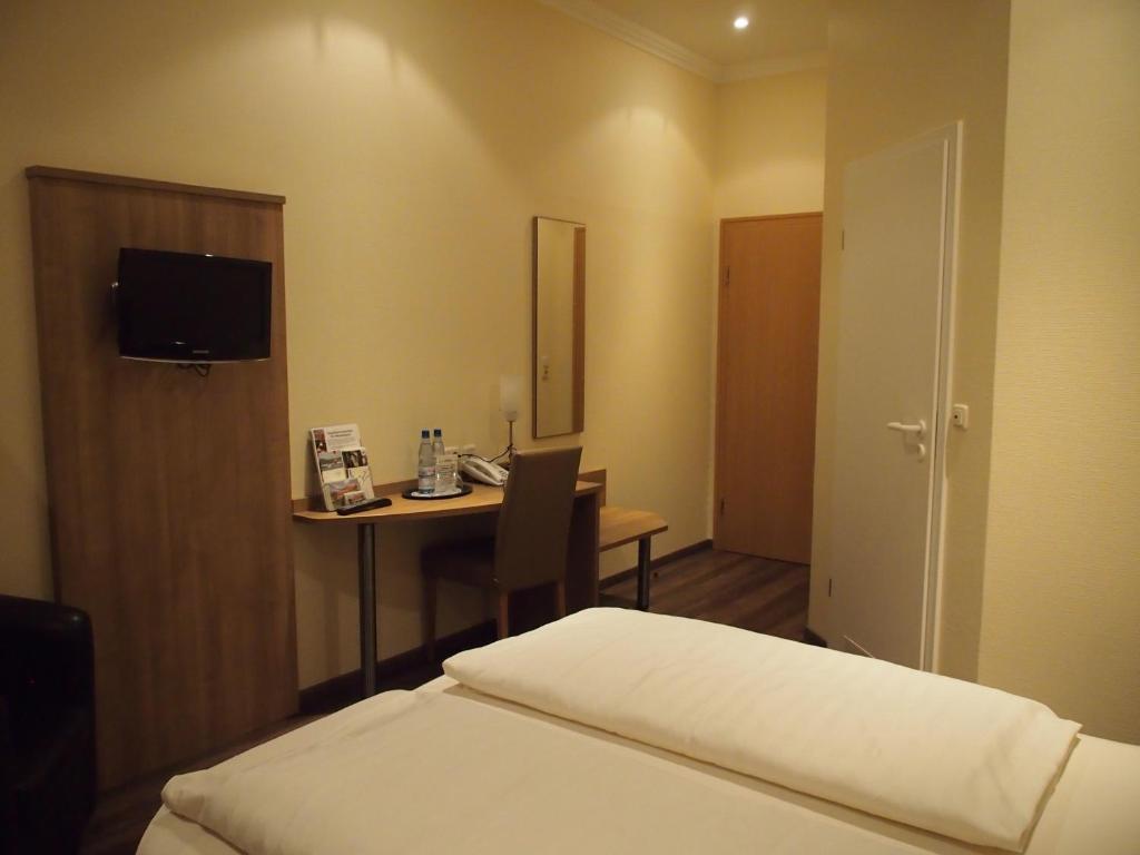 Hotel Bb Haus Neugebauer Garni à Geisenheim Chambre photo