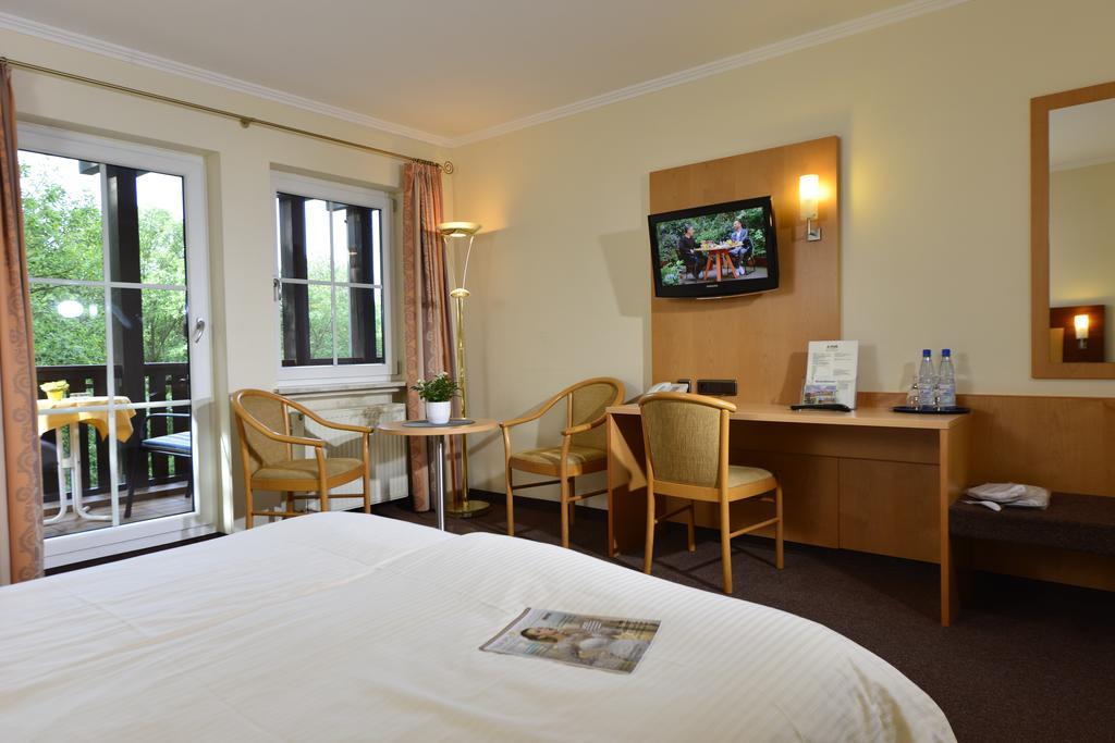 Hotel Bb Haus Neugebauer Garni à Geisenheim Extérieur photo