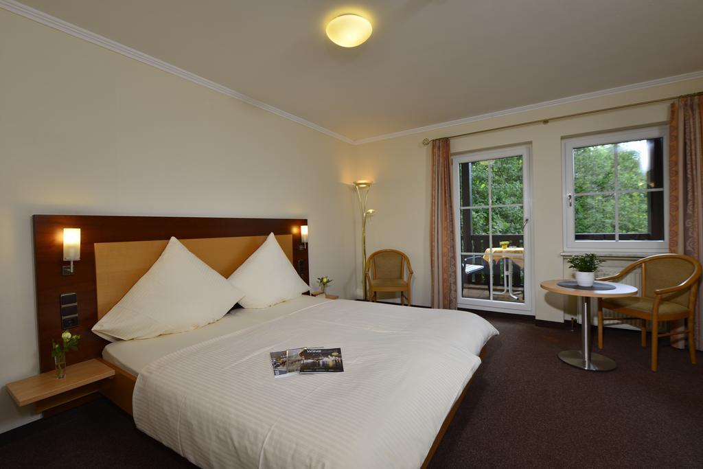 Hotel Bb Haus Neugebauer Garni à Geisenheim Extérieur photo
